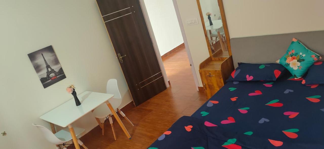 Empra Exotica Lägenhet Madikeri Exteriör bild